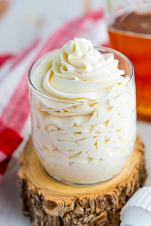 Whipped Vanilla Maple Frosting