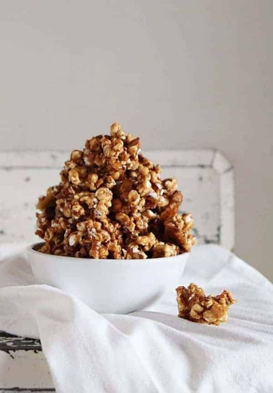 White Chocolate Caramel Corn
