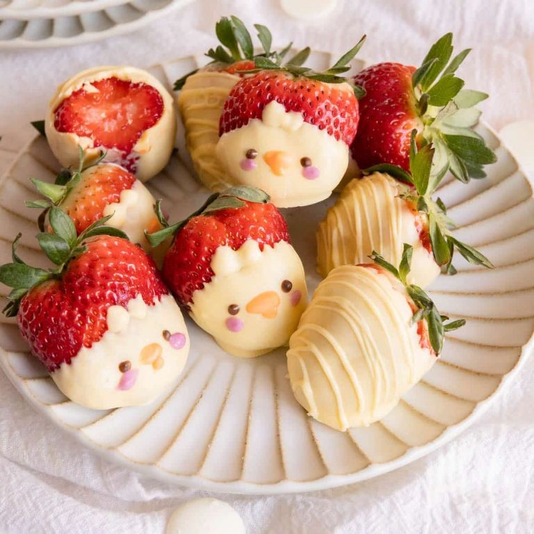 White Chocolate Drizzled Strawberries