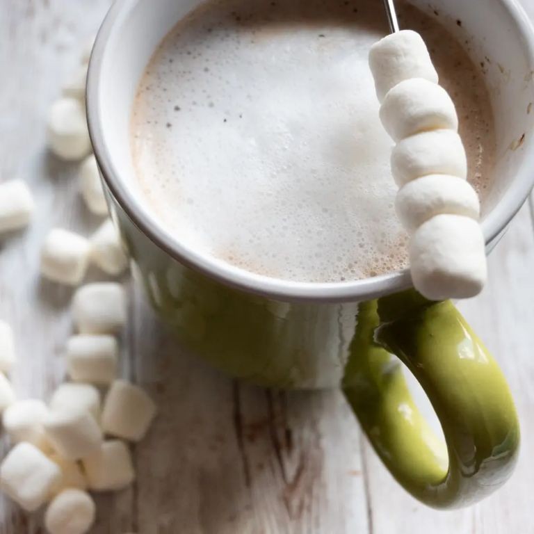 18 Creamy White Russian Recipes with a Twist