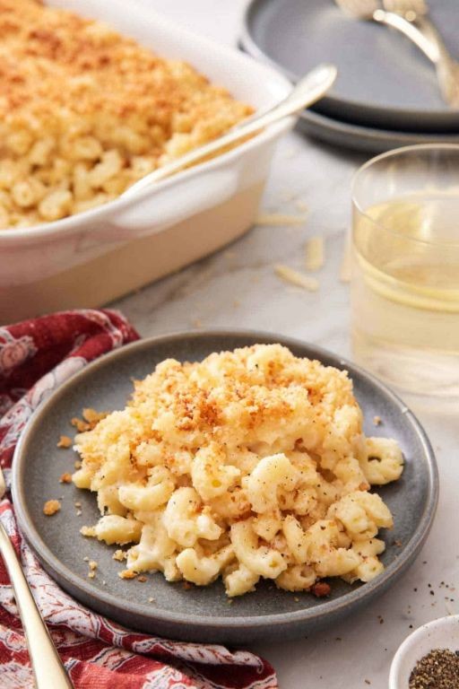 White Truffle Mac and Cheese with Crispy Breadcrumbs