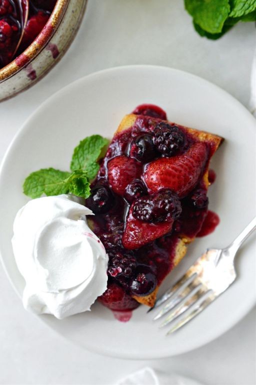 Wild Berry Compote with Cream