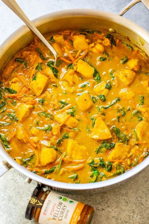 Yellow Curry with Chicken and Coconut Milk