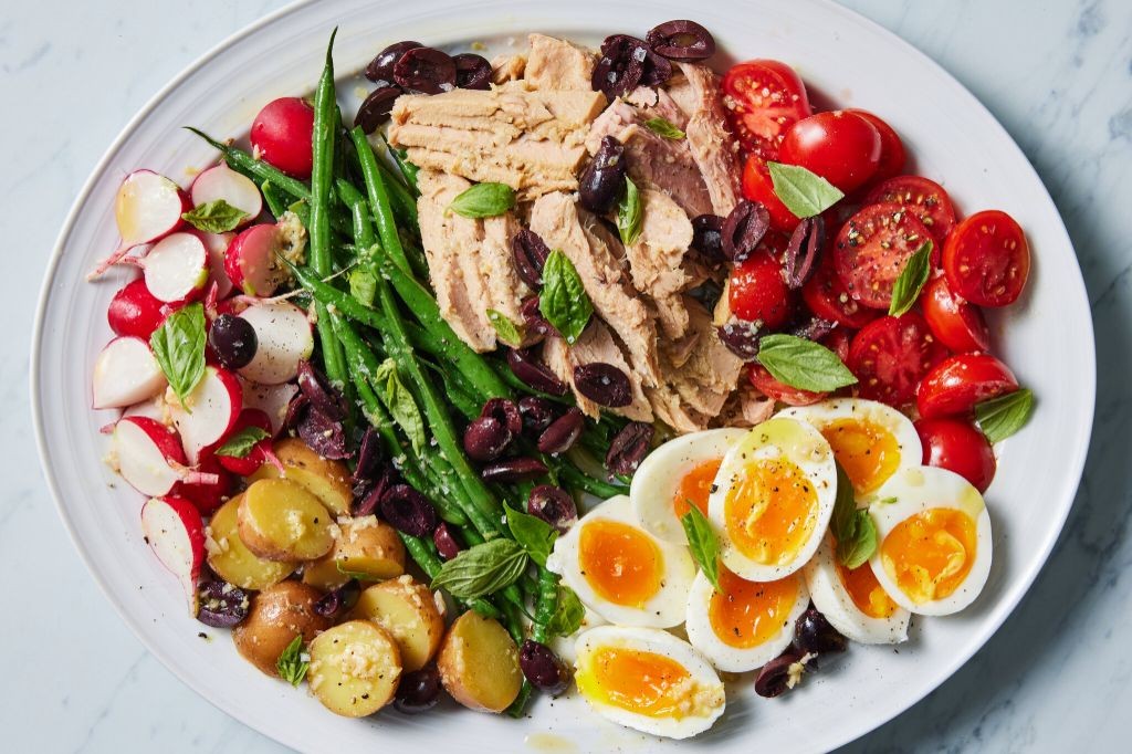 Yellowtail Niçoise Salad