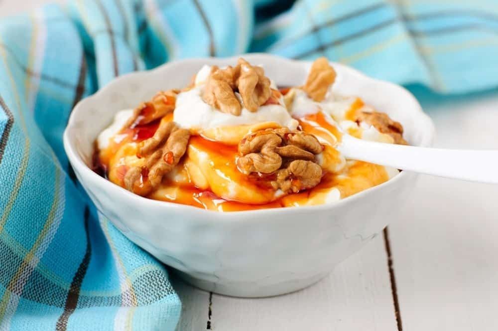 Yogurt and Honey Mousse with Walnuts