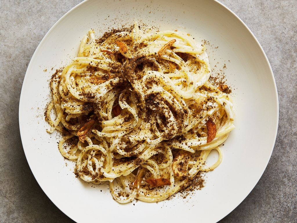 Za’atar Spiced Pasta with Labneh and Olive Oil