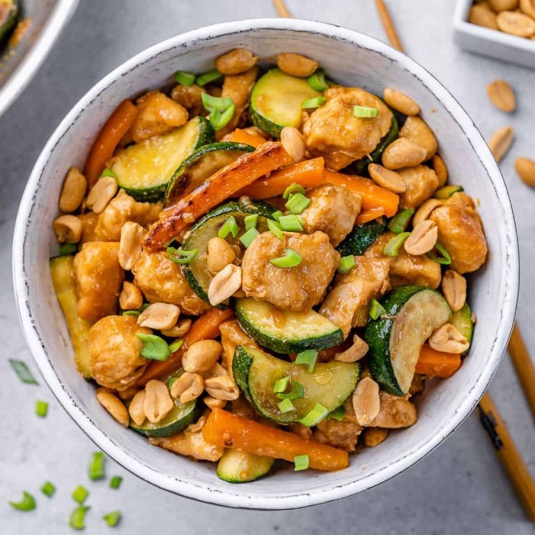 Zucchini and Chicken Stir-Fry