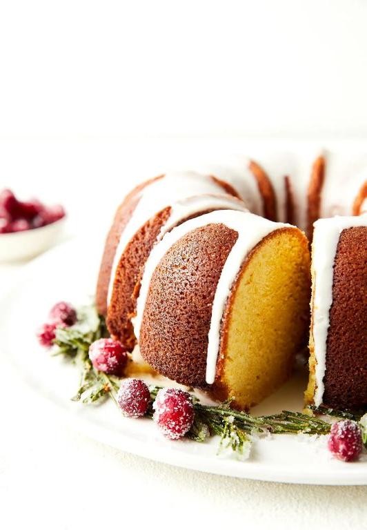 Almond Amaretto Bundt Cake Glaze