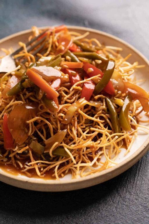 American Chopsuey with Crispy Noodles