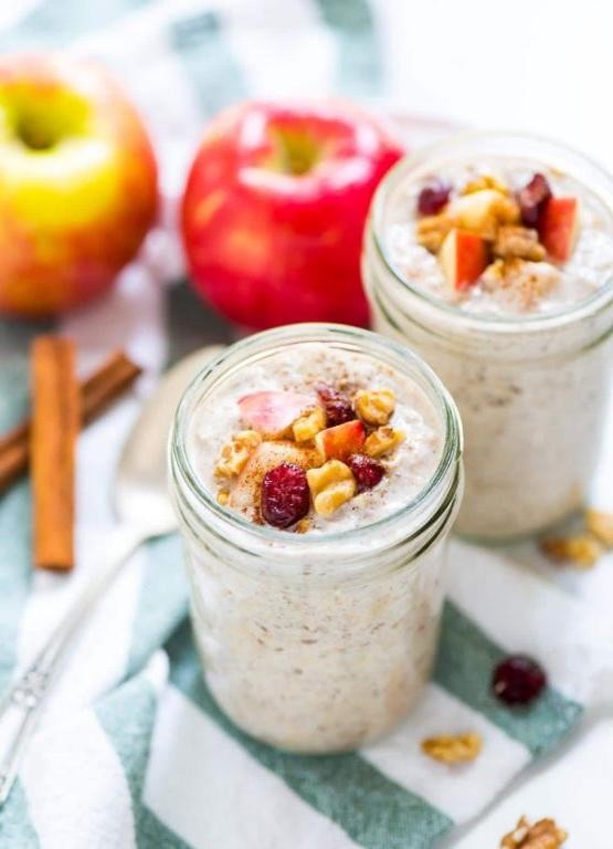 Apple Cinnamon Overnight Oats