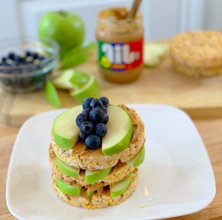 Apple Cinnamon Rice Cakes