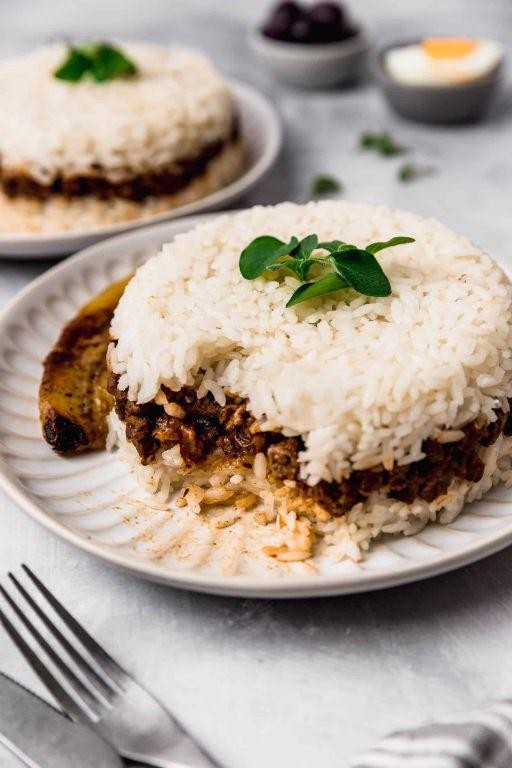 Arroz Tapado (Layered Peruvian Rice and Meat)