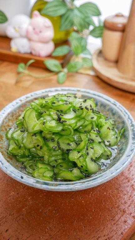 Asian-Inspired Pickled Squash with Rice Vinegar