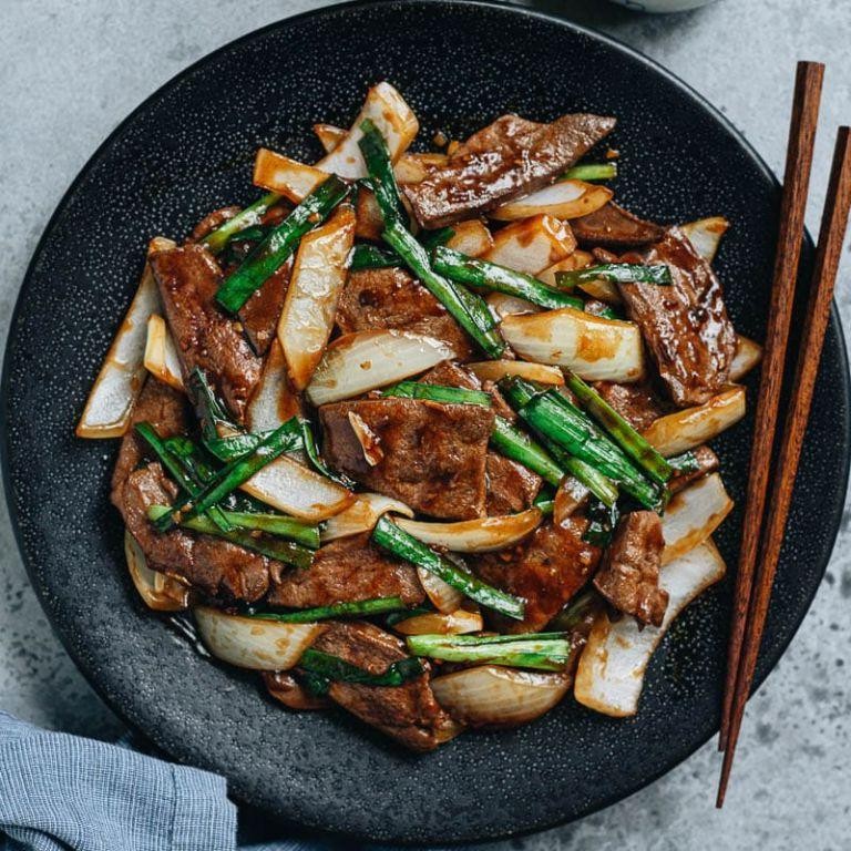 Asian-Style Stir-Fried Liver with Vegetables