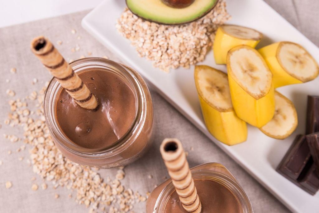 Avocado Oatmeal Breakfast Smoothie