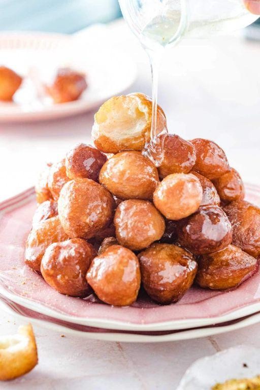 Awamat with Sweet Dough and Sugar Glaze