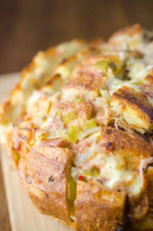 BBQ Pulled Pork Pull Apart Bread