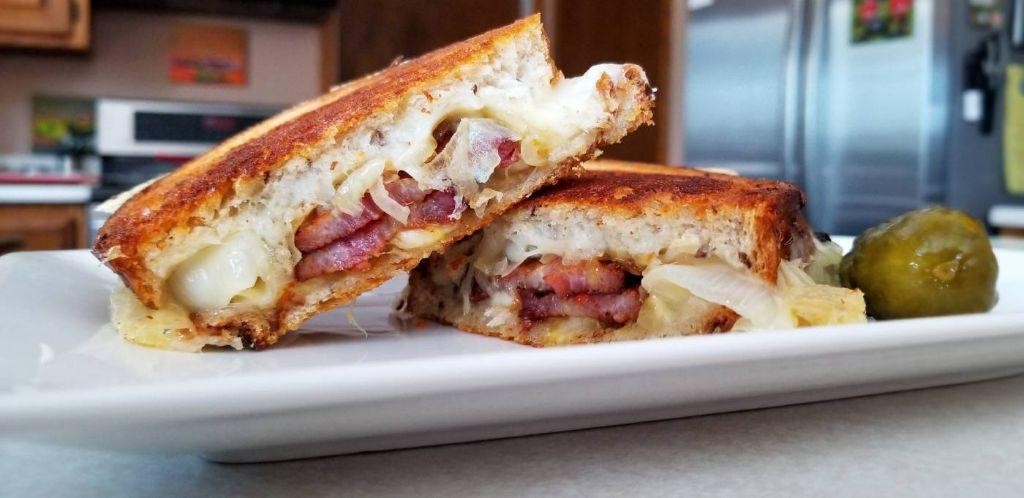 Bacon and Swiss Patty Melt