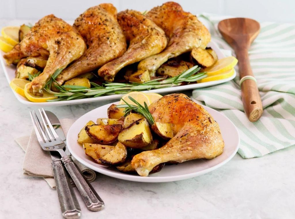 Baked Chicken Drumsticks with Rosemary Potatoes