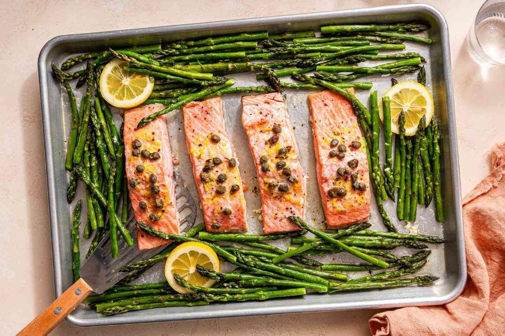 Baked Salmon with Asparagus