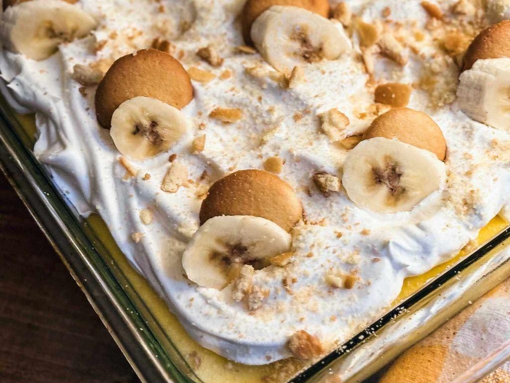 Banana Pudding Poke Cake