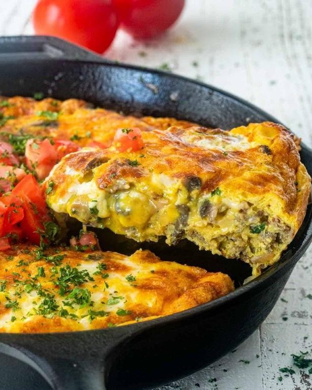 Beef breakfast sausage and veggie frittata