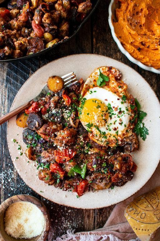 Beef breakfast sausage hash with potatoes