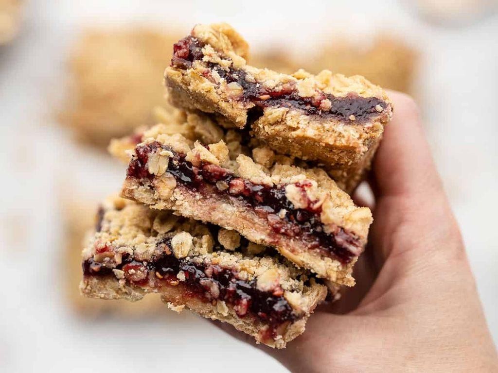 Black Raspberry Oatmeal Bars