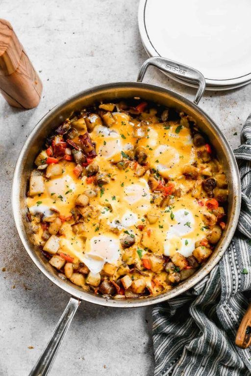 Bratwurst and Egg Breakfast Skillet