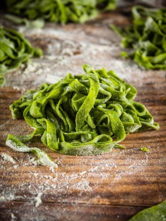Breville Pasta Maker Fresh Spinach Fettuccine