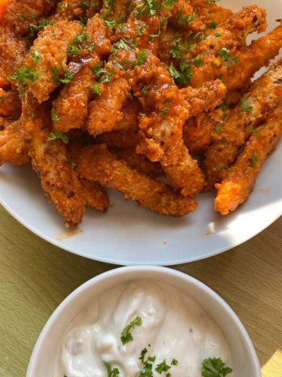 Buffalo Style Crispy Chicken Breast with Blue Cheese Dip