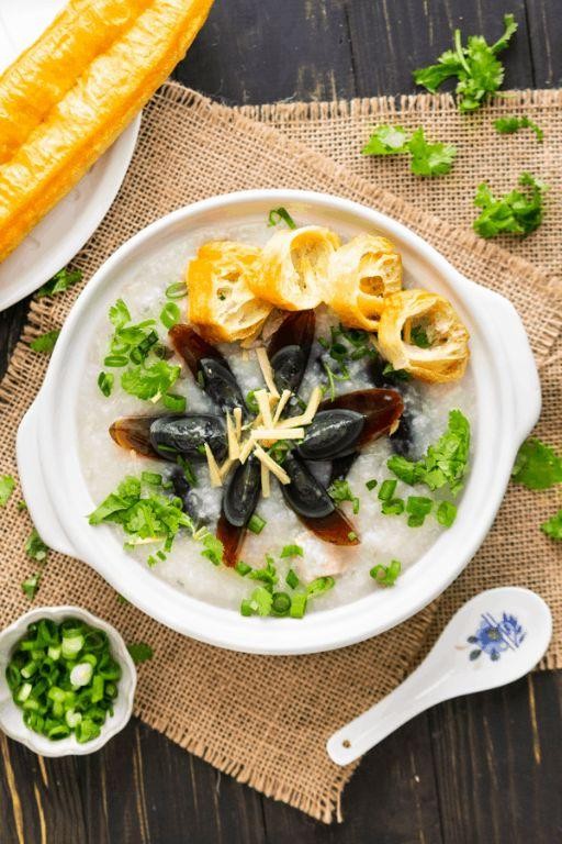 Cantonese Congee with Century Egg and Pork