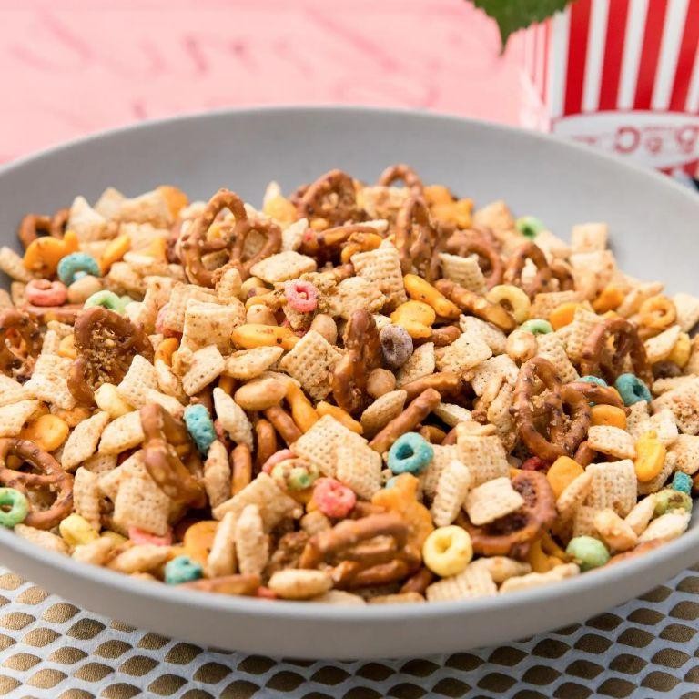 Cheesy Garlic Herb Cereal Mix