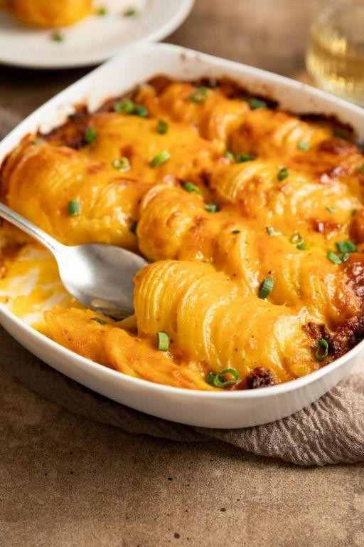 Cheesy Scalloped Potatoes