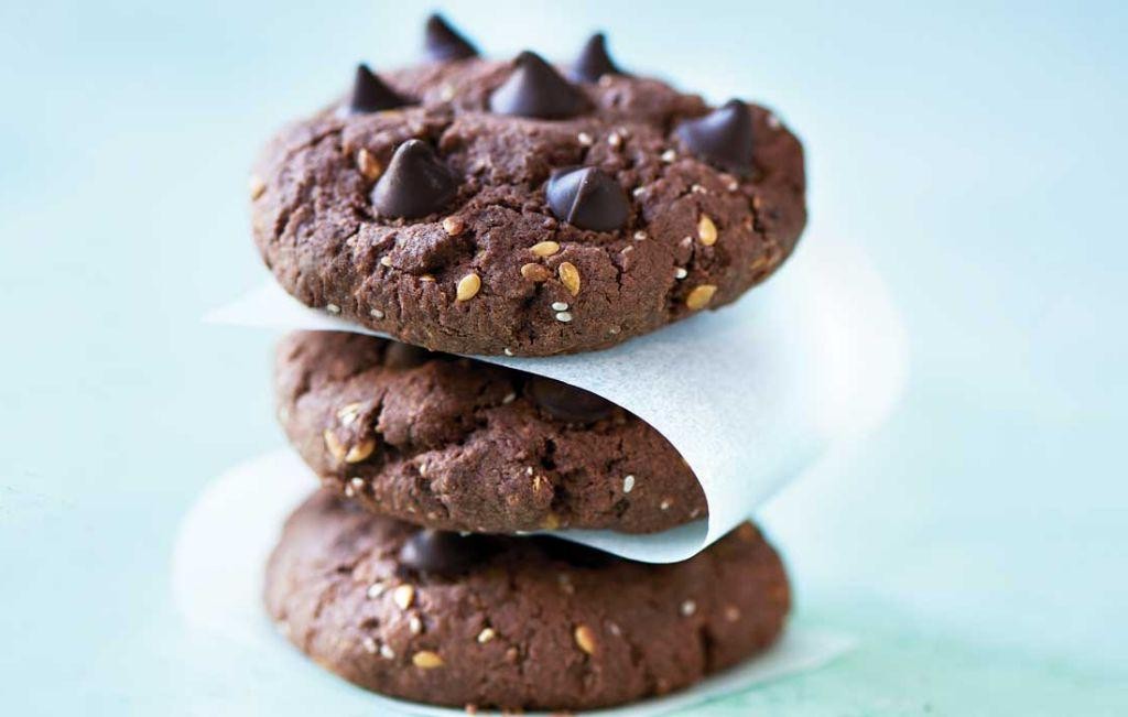 Chia Seed and Dark Chocolate Cookies