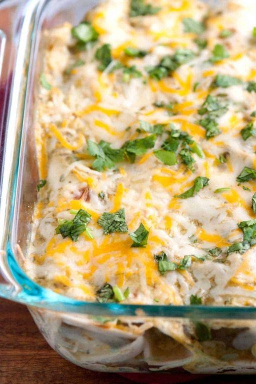 Chicken enchiladas with green sauce