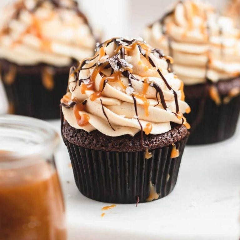 Chocolate Salted Caramel Cupcakes with Caramel Drizzle