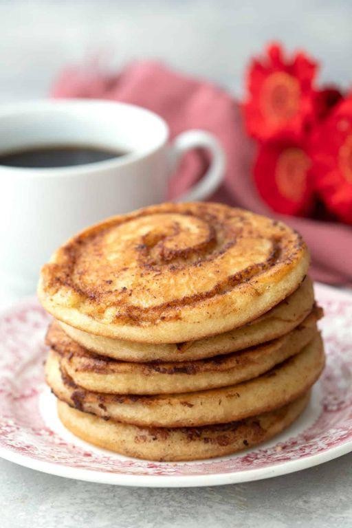 Cinnamon Roll Keto Pancakes
