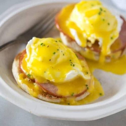 Classic Eggs Benedict with Hollandaise Sauce