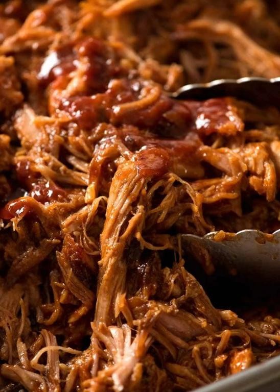 Classic Slow Cooker Pulled Pork with BBQ Sauce