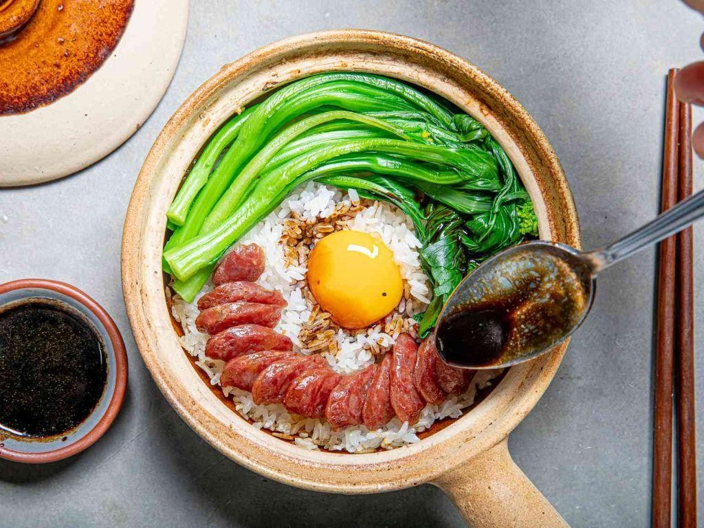 Clay Pot Cantonese Rice with Chinese Sausage