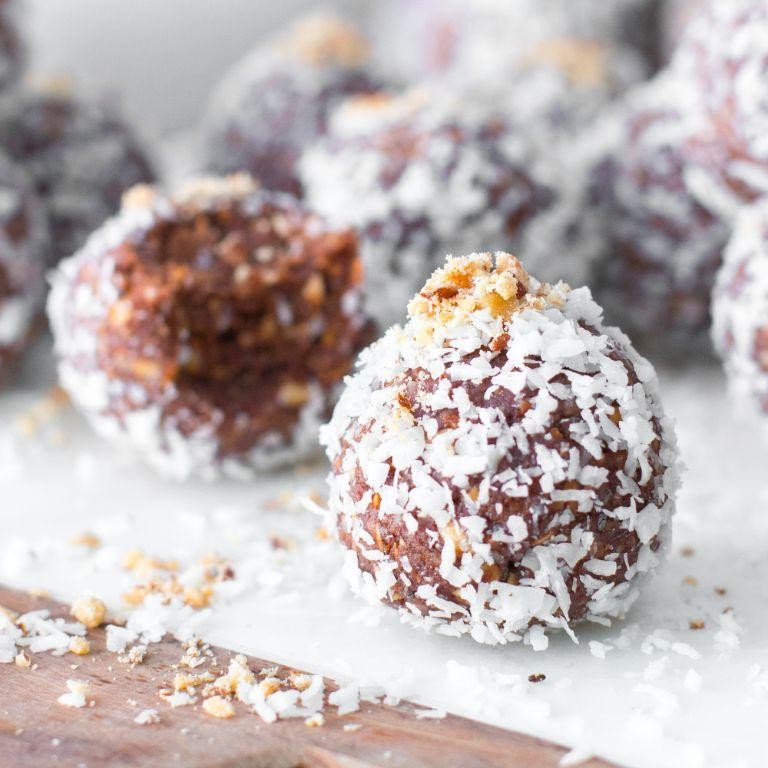 Coconut Almond Protein Balls