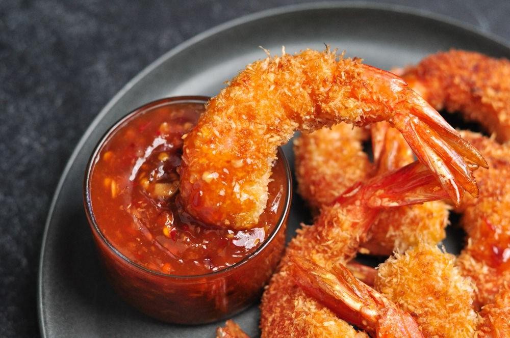 Coconut-Crusted Fried Shrimp with Sweet Chili Sauce