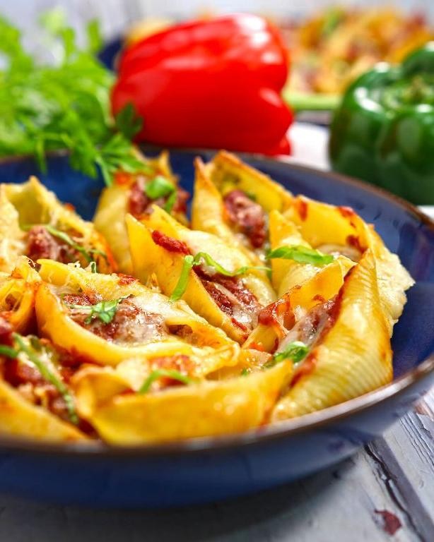 Conchiglie with Sausage and Peppers