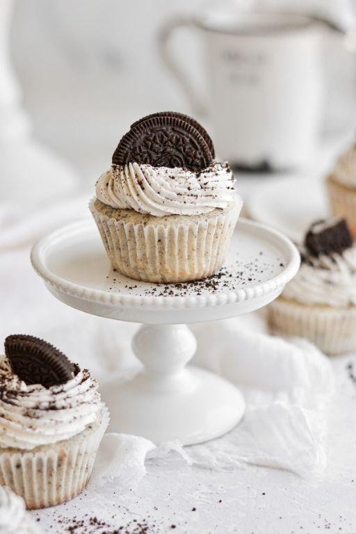 Cookies and Cream Cupcakes