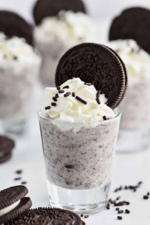 Cookies and Cream Pudding Shots