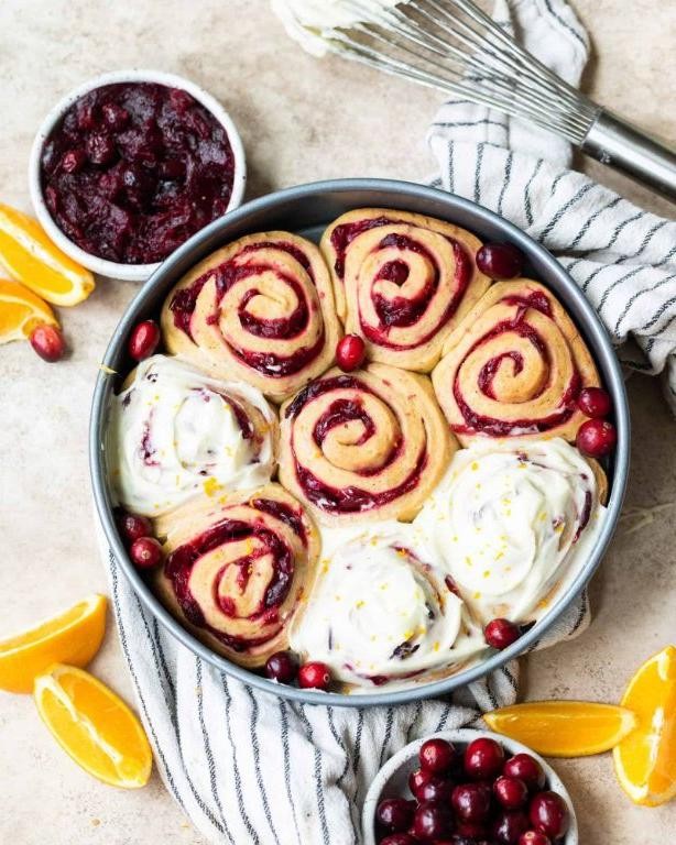 Cranberry Cinnamon Rolls