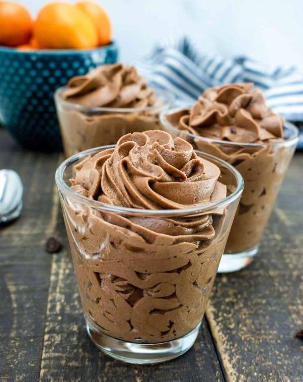 Creamy Chocolate Mousse Filling
