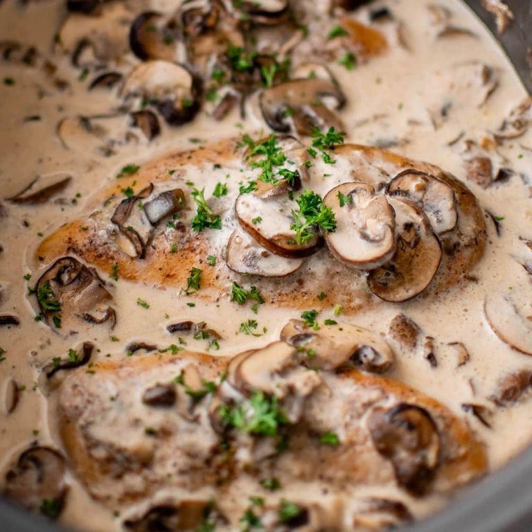Creamy Crockpot Chicken and Mushrooms
