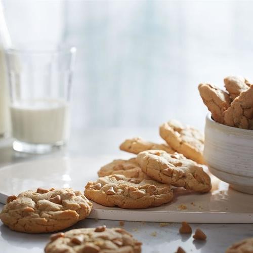 Crisco Peanut Butter Cookies with White Chocolate Chips